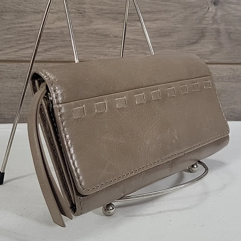 Hobo Elegant Taupe Leather Clutch Wallet